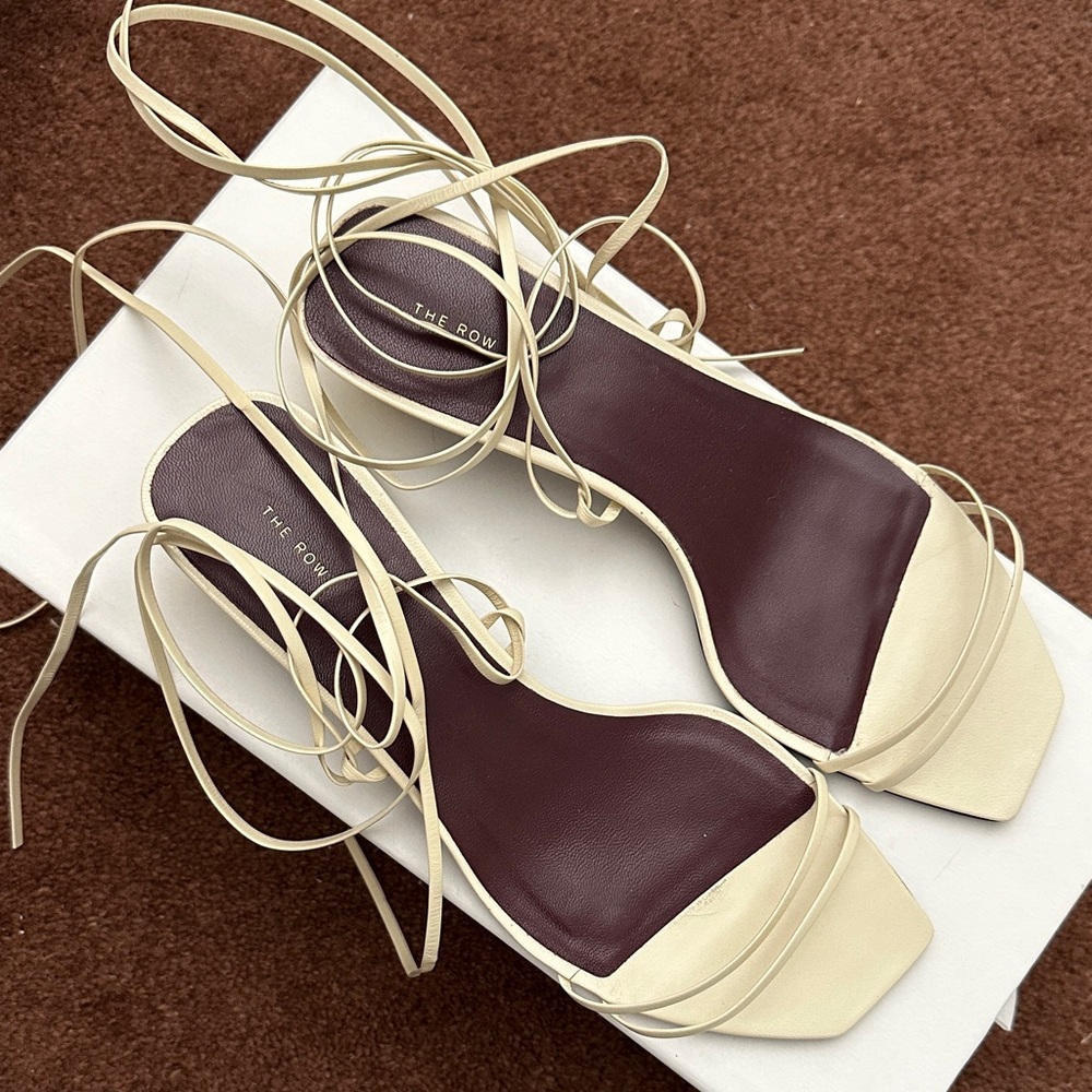 The Row Ivory GRAPHIC STRAP KITTEN Sandals Ankle Straps size 37.5